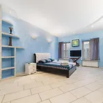Appartement Classical Deribasivska 3-bedrooms *