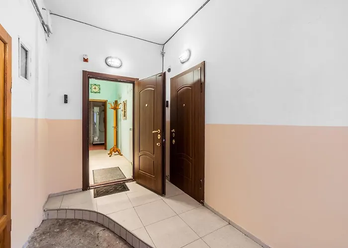 Classical Deribasivska 3-bedrooms Odesa